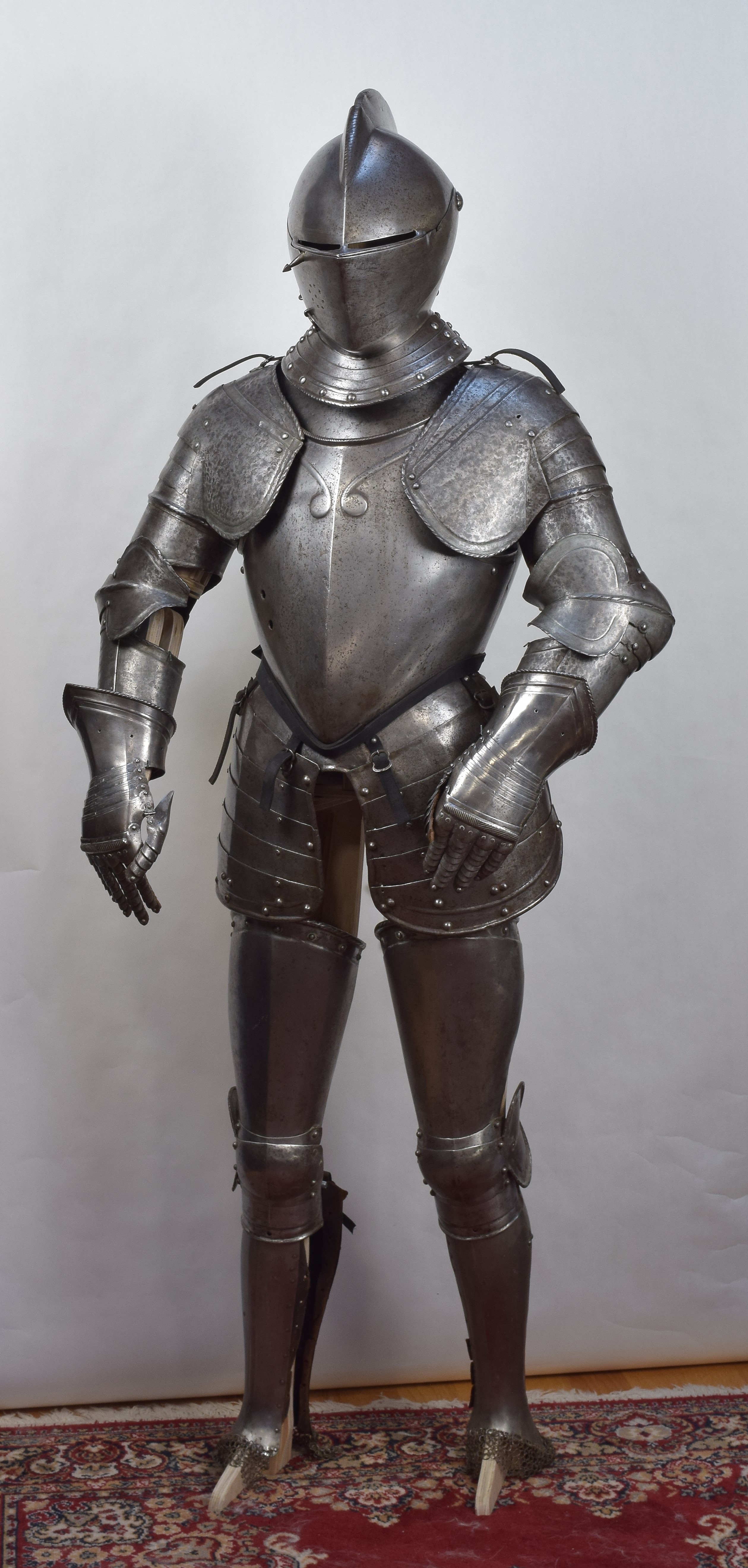 Armour - A-114-with-new-arms-and-gauntlets-and-greaves-front-angle