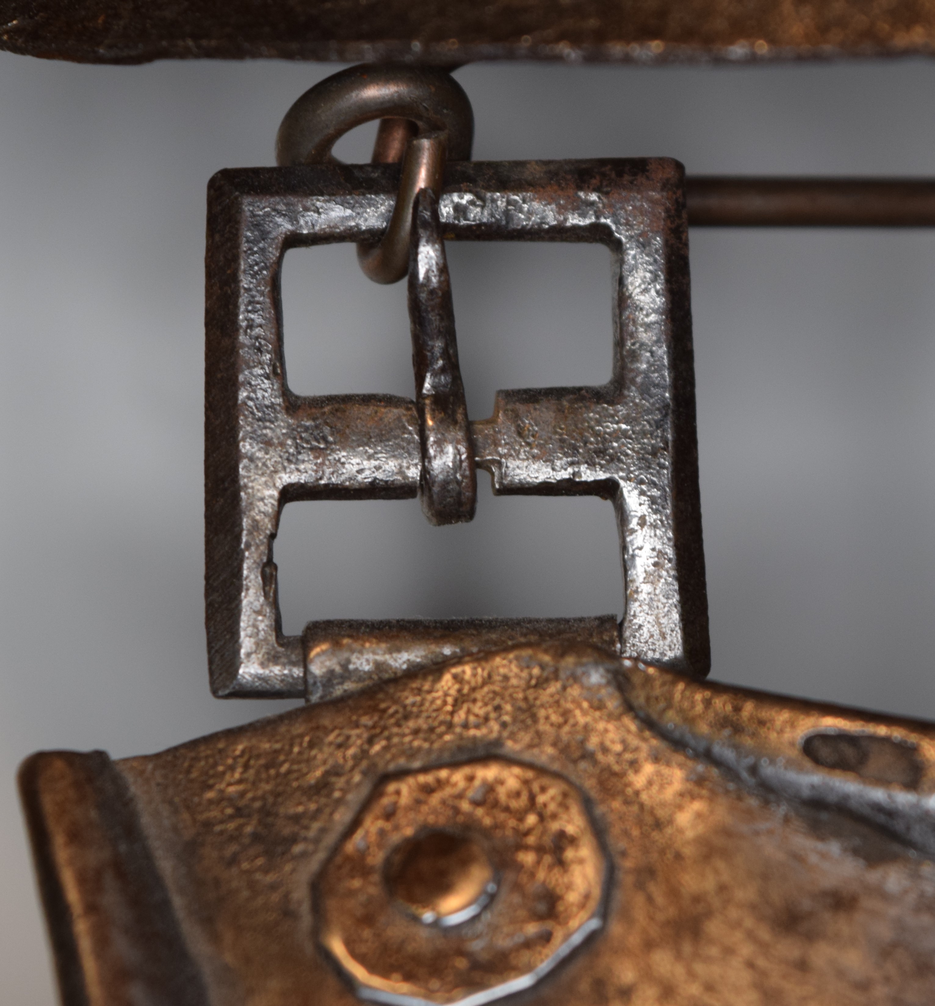 Buckle at the shoulder on an early 16th c. breastplate, but it may easily be associated.