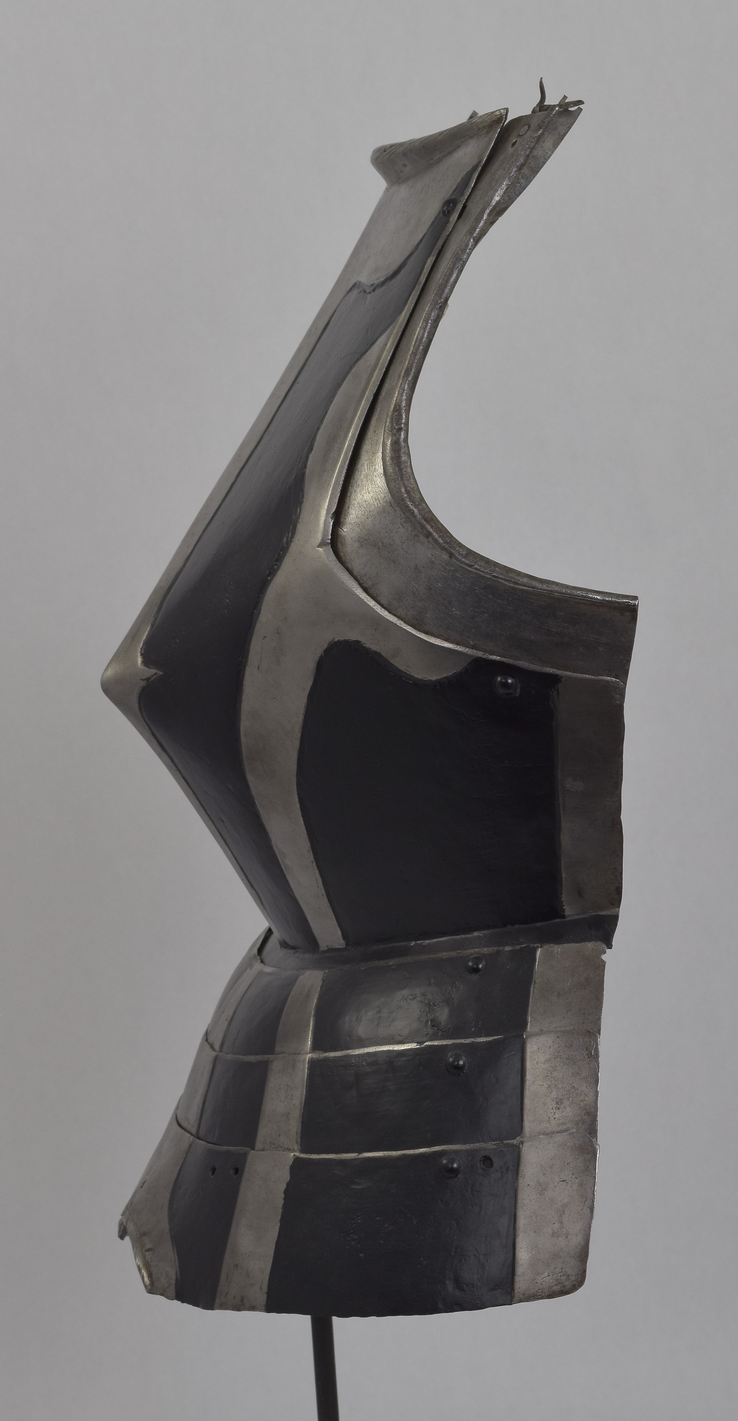 Breastplate - A-260-a-left-side