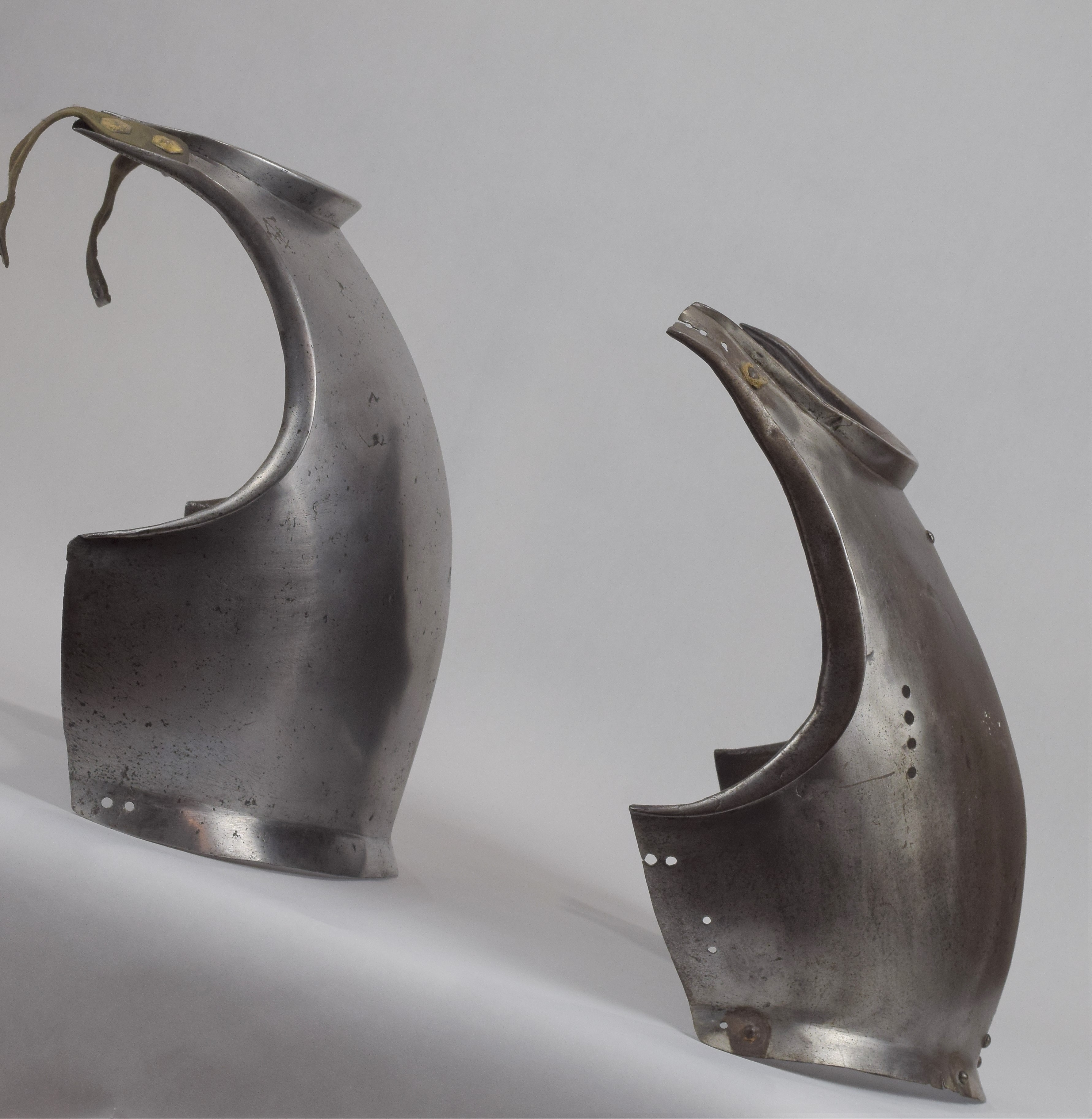 Italian or Flemish Breastplate - A-66-and-A-321-profile